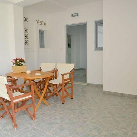 Alisahni Apartment 아다마스 외부 사진